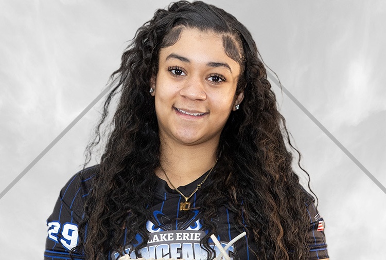 Mariyah Norman in her Lake Erie Vengeance jersey